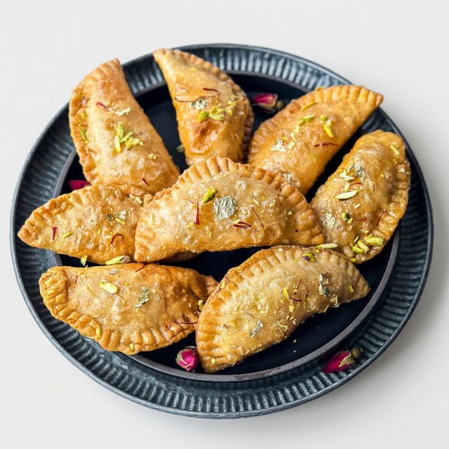 Gujjia (6 PCS) * Made w/ Ghee.
