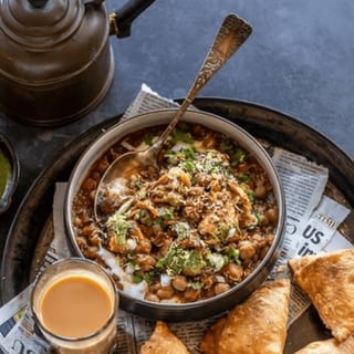 Samosa Chaat (Traditional Street Food)