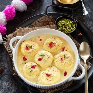 Rasmalai ( 4 PCS ) * Must Try *