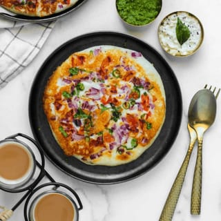 Uttapam (South Indian Pancake ) 
