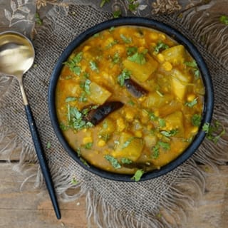 Lauki Chana Dal (Squash and Lentils)