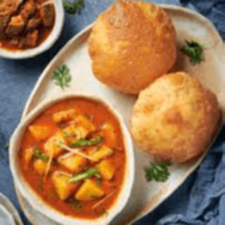 Aloo Puri (Potato Curry with Puff Bread)